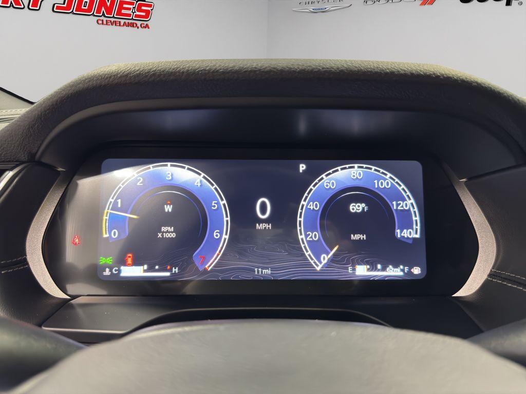 new 2025 Jeep Grand Cherokee car, priced at $45,908