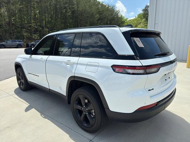 used 2023 Jeep Grand Cherokee car, priced at $39,995