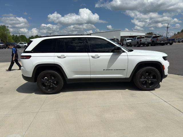 used 2023 Jeep Grand Cherokee car, priced at $39,995