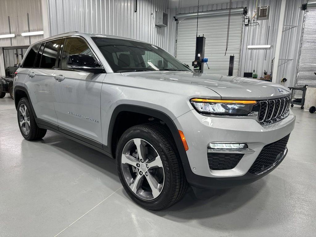 new 2024 Jeep Grand Cherokee 4xe car, priced at $52,864