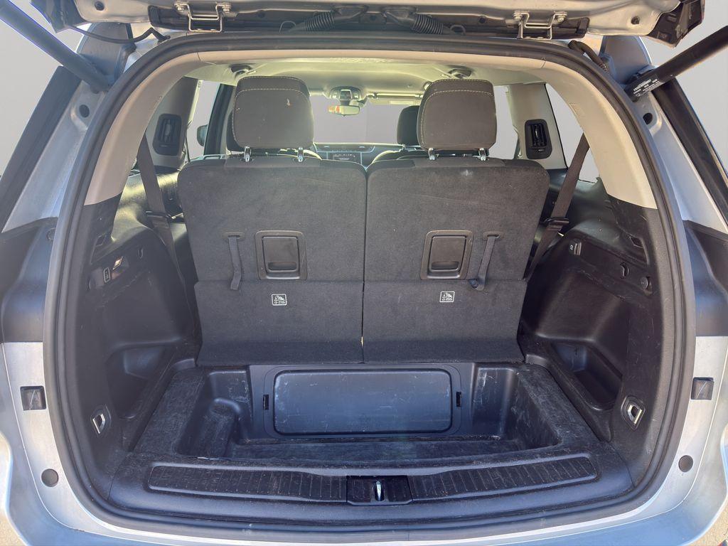 used 2023 Jeep Grand Cherokee L car, priced at $25,869