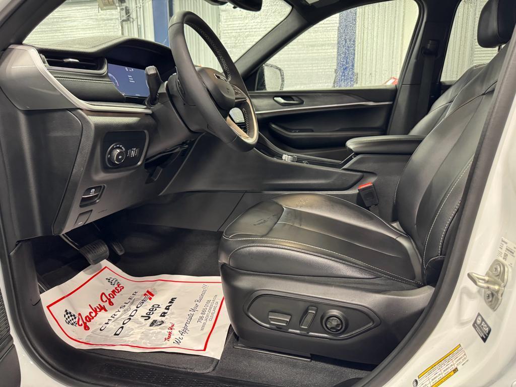 used 2024 Jeep Grand Cherokee L car, priced at $33,969