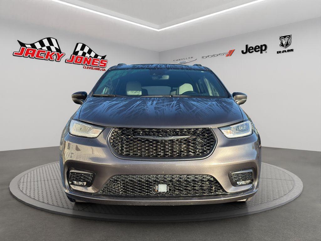 used 2021 Chrysler Pacifica car, priced at $24,969