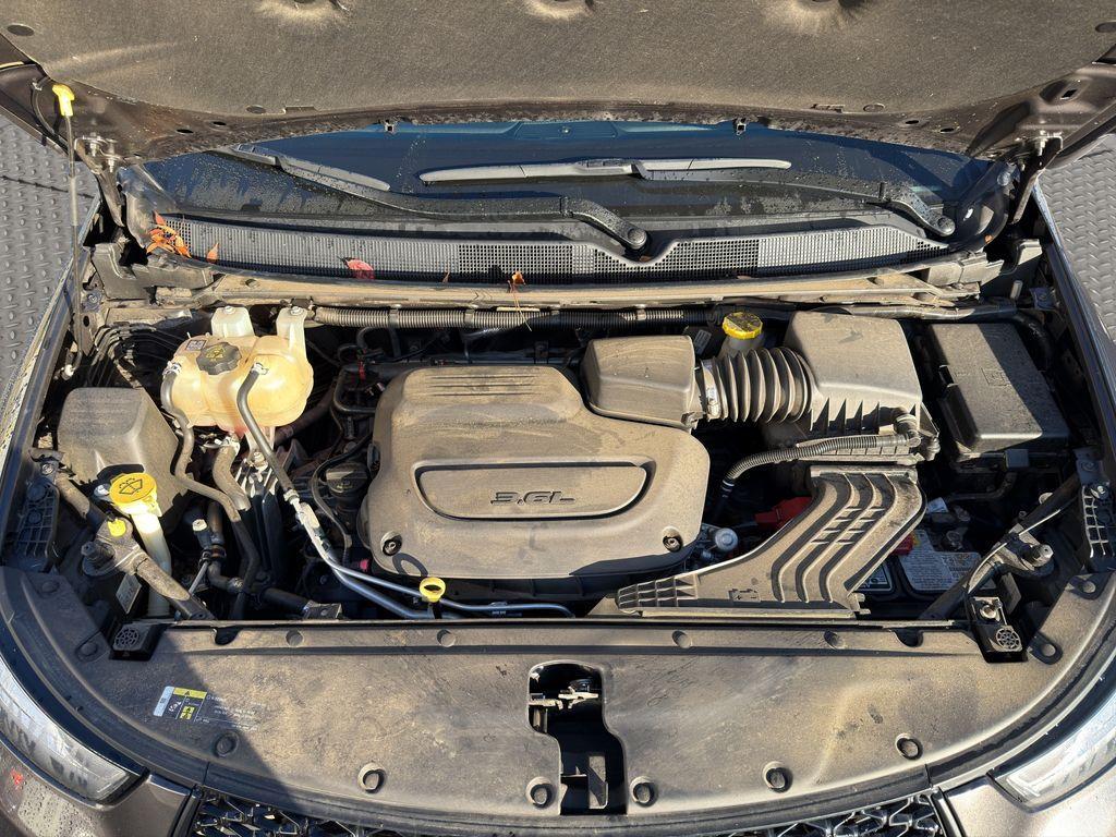 used 2021 Chrysler Pacifica car, priced at $24,969