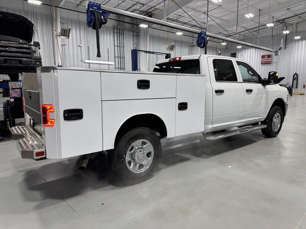 new 2024 Ram 3500 car, priced at $77,930