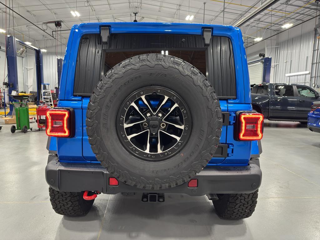 new 2025 Jeep Wrangler car