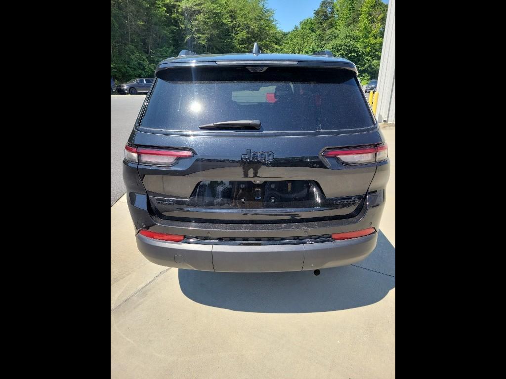 used 2024 Jeep Grand Cherokee L car, priced at $40,995