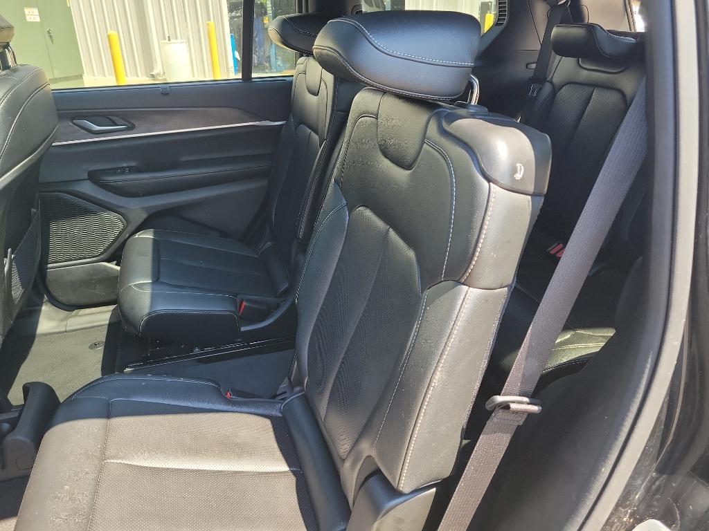 used 2024 Jeep Grand Cherokee L car, priced at $40,995