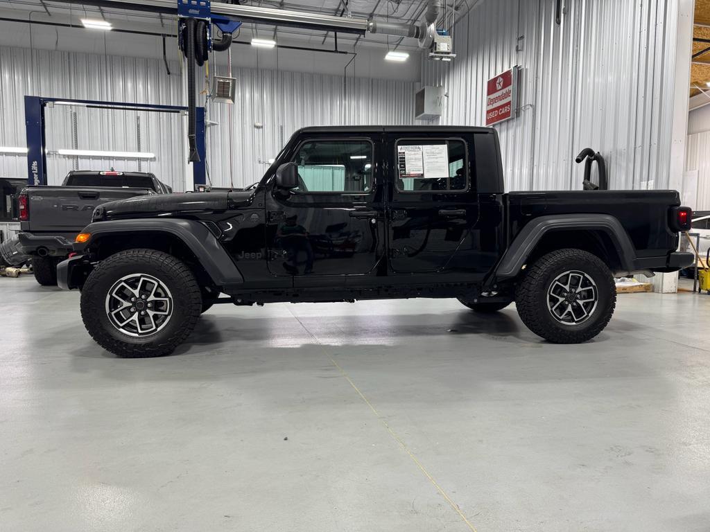 used 2024 Jeep Gladiator car, priced at $39,877