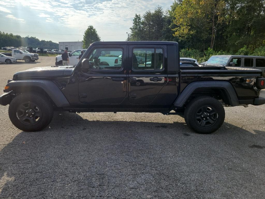 used 2024 Jeep Gladiator car, priced at $38,869