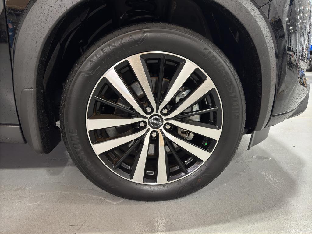 used 2024 Nissan Pathfinder car, priced at $45,769