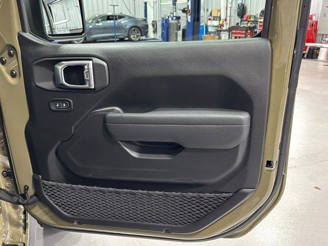 new 2025 Jeep Wrangler car, priced at $50,428