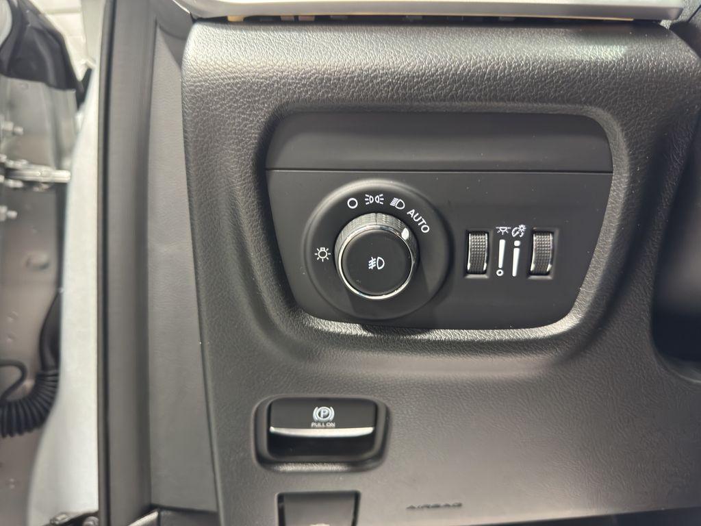 used 2023 Jeep Grand Cherokee car, priced at $33,588