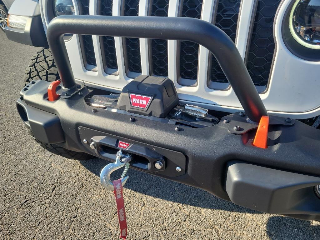 used 2023 Jeep Gladiator car, priced at $46,995