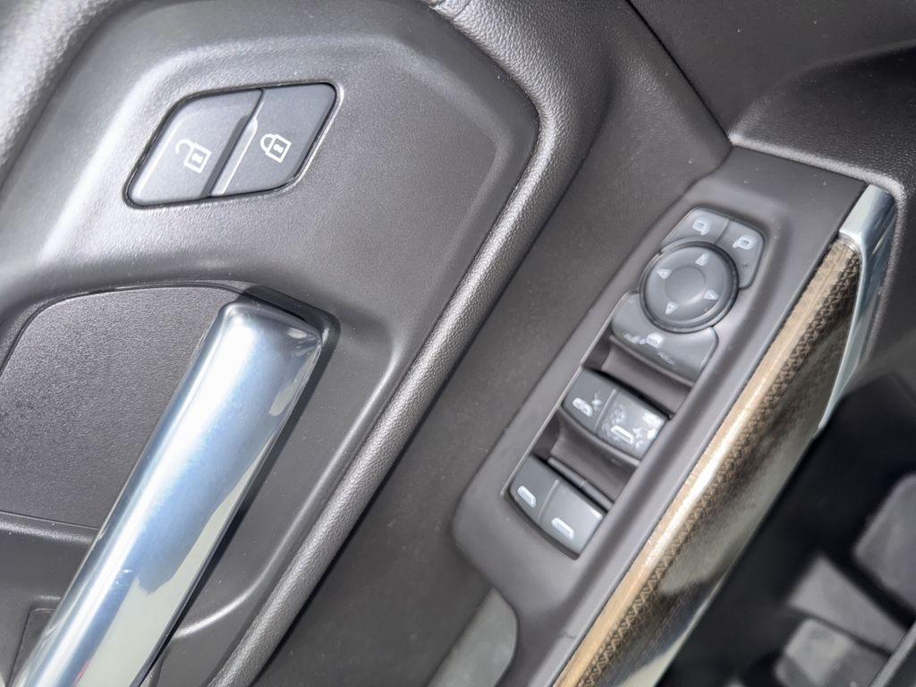 used 2020 Chevrolet Silverado 1500 car, priced at $30,969