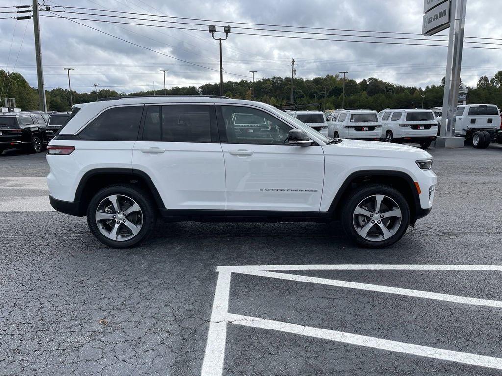 new 2024 Jeep Grand Cherokee 4xe car, priced at $48,275