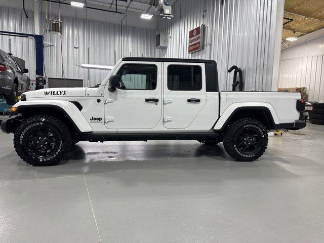 new 2024 Jeep Gladiator car, priced at $47,328