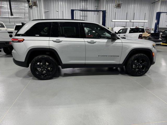 new 2024 Jeep Grand Cherokee car, priced at $47,840