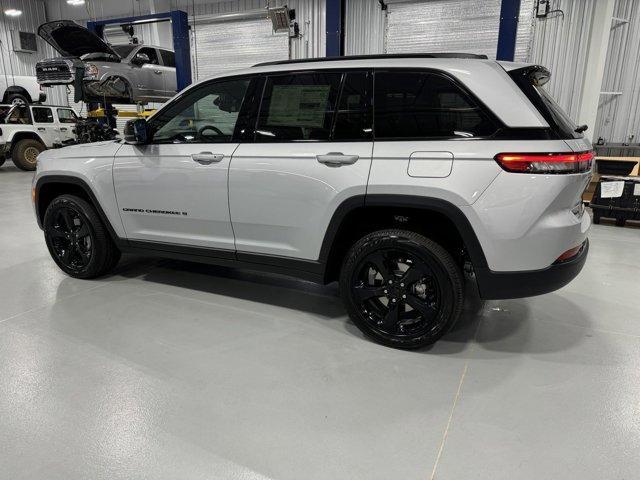 new 2024 Jeep Grand Cherokee car, priced at $47,840