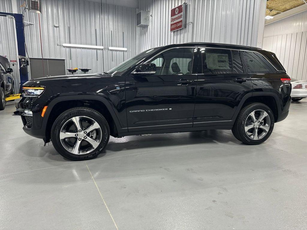 new 2024 Jeep Grand Cherokee 4xe car, priced at $51,564