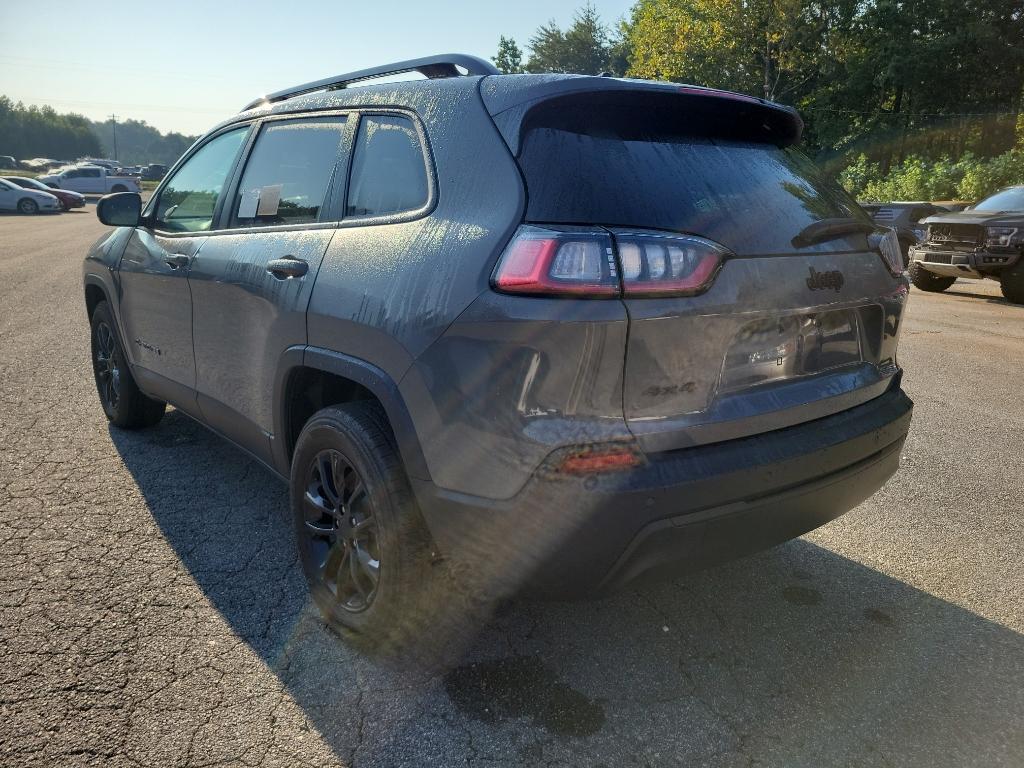 used 2023 Jeep Cherokee car, priced at $27,995