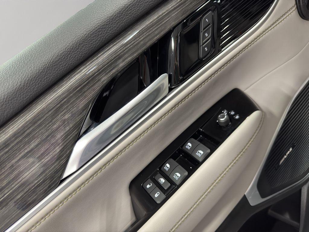 used 2022 Jeep Wagoneer car, priced at $47,569