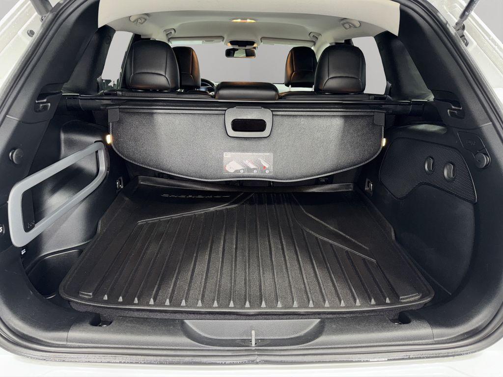 used 2016 Jeep Cherokee car, priced at $19,977