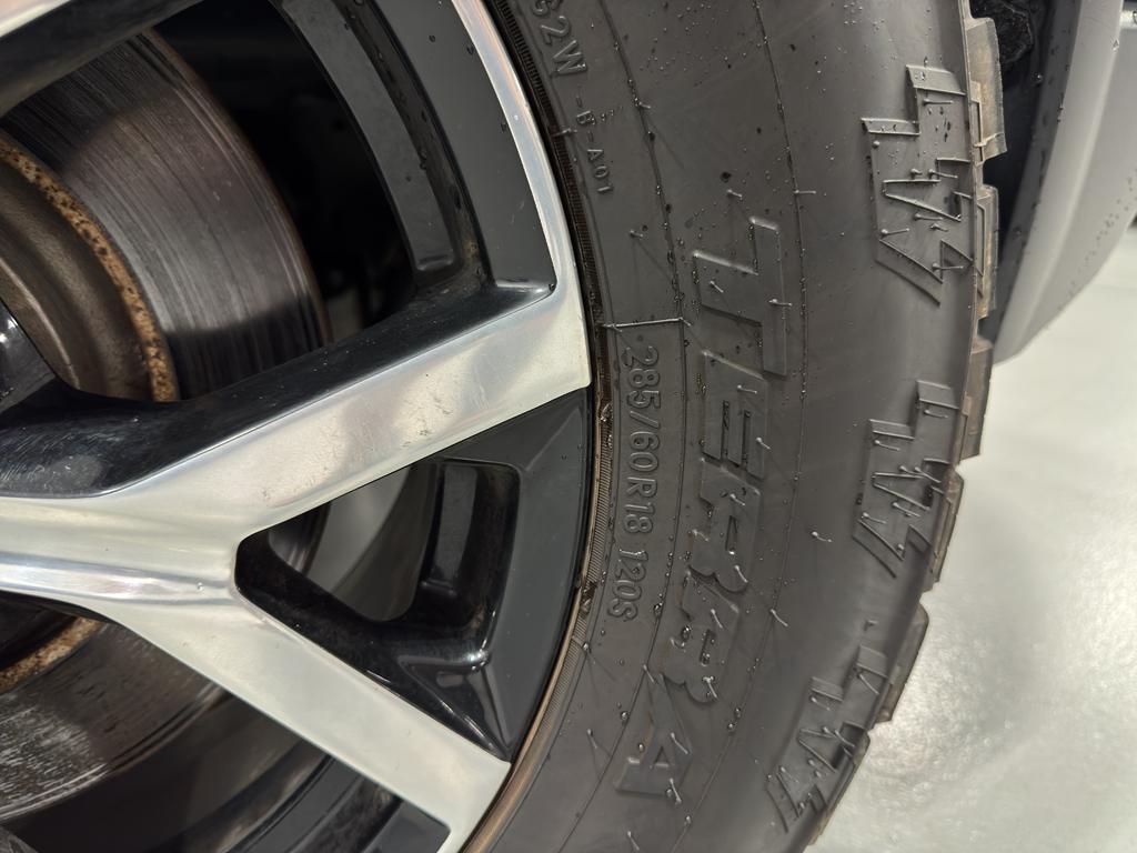 used 2013 Jeep Grand Cherokee car, priced at $21,869