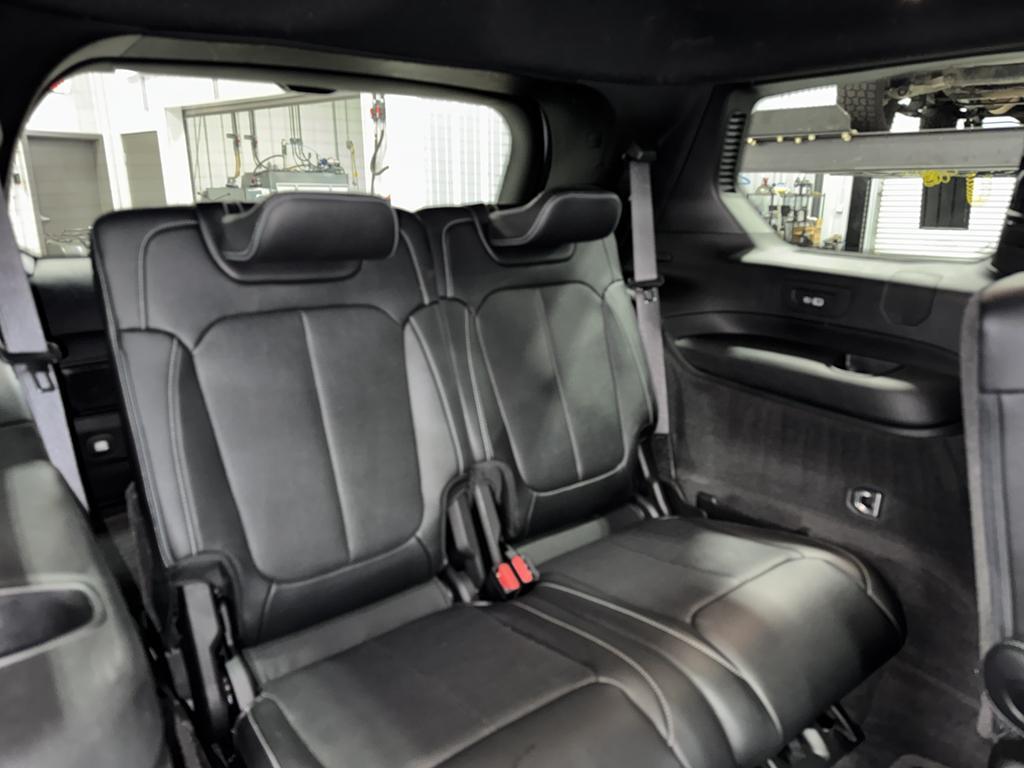 used 2021 Jeep Grand Cherokee L car, priced at $35,969