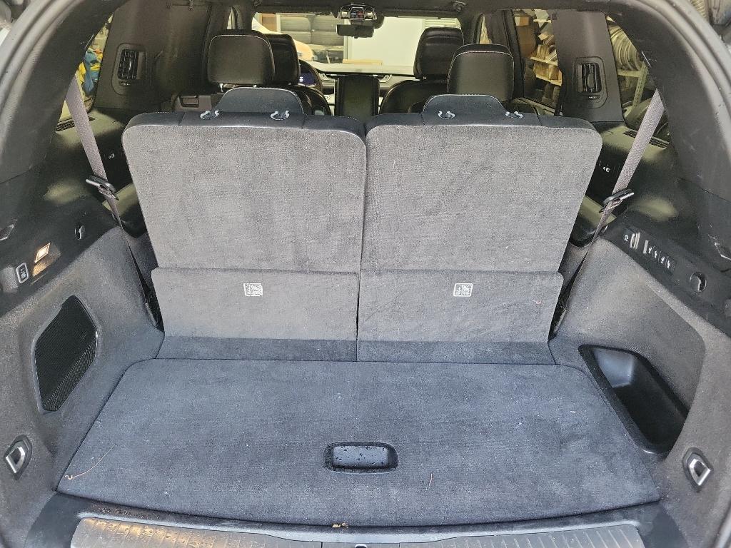 used 2021 Jeep Grand Cherokee L car, priced at $35,569