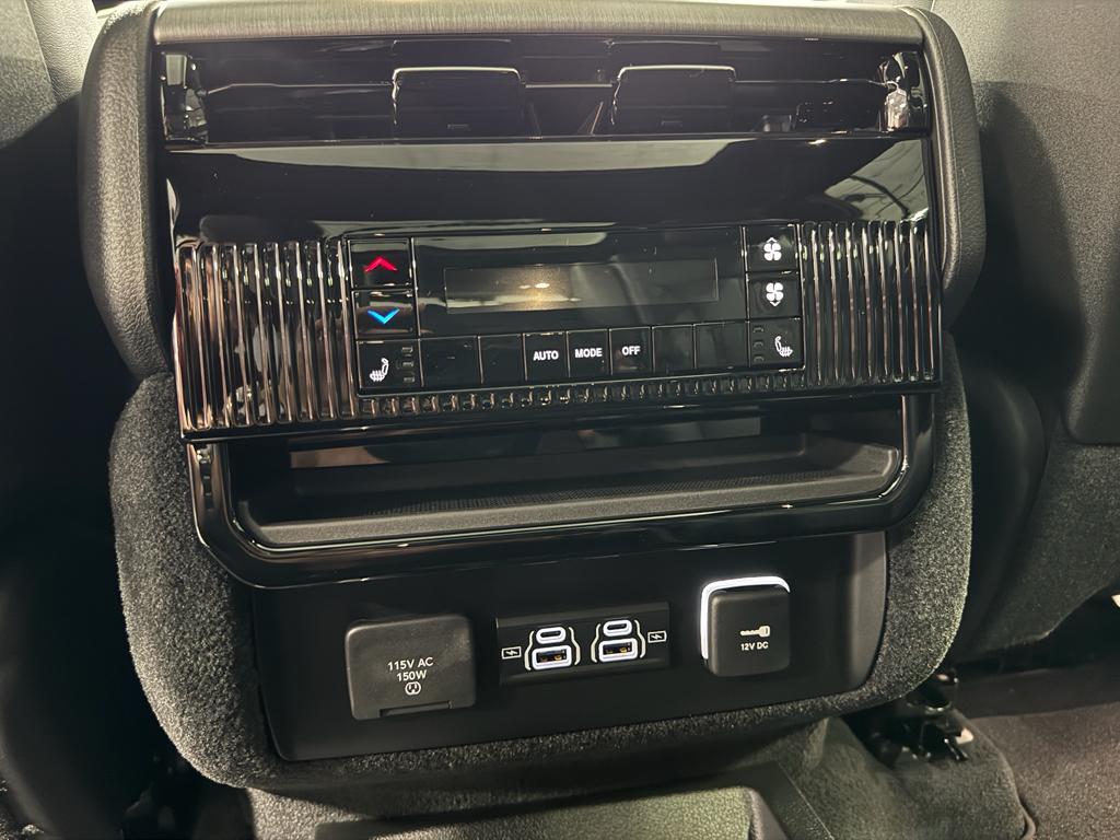 new 2025 Jeep Wagoneer car, priced at $70,958