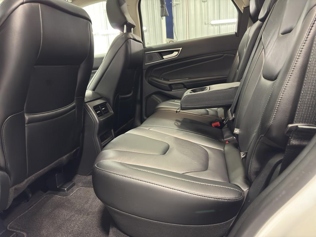 used 2022 Ford Edge car, priced at $30,569