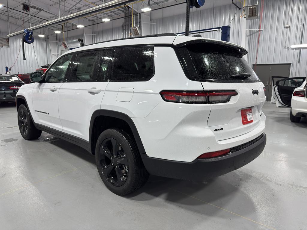 new 2025 Jeep Grand Cherokee L car
