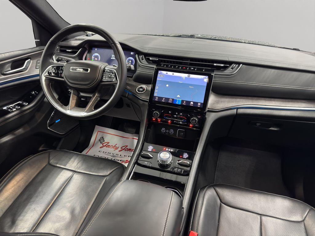 used 2022 Jeep Grand Cherokee car, priced at $35,569