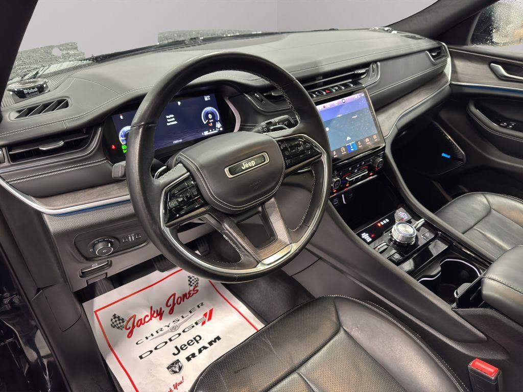 used 2022 Jeep Grand Cherokee car, priced at $35,569