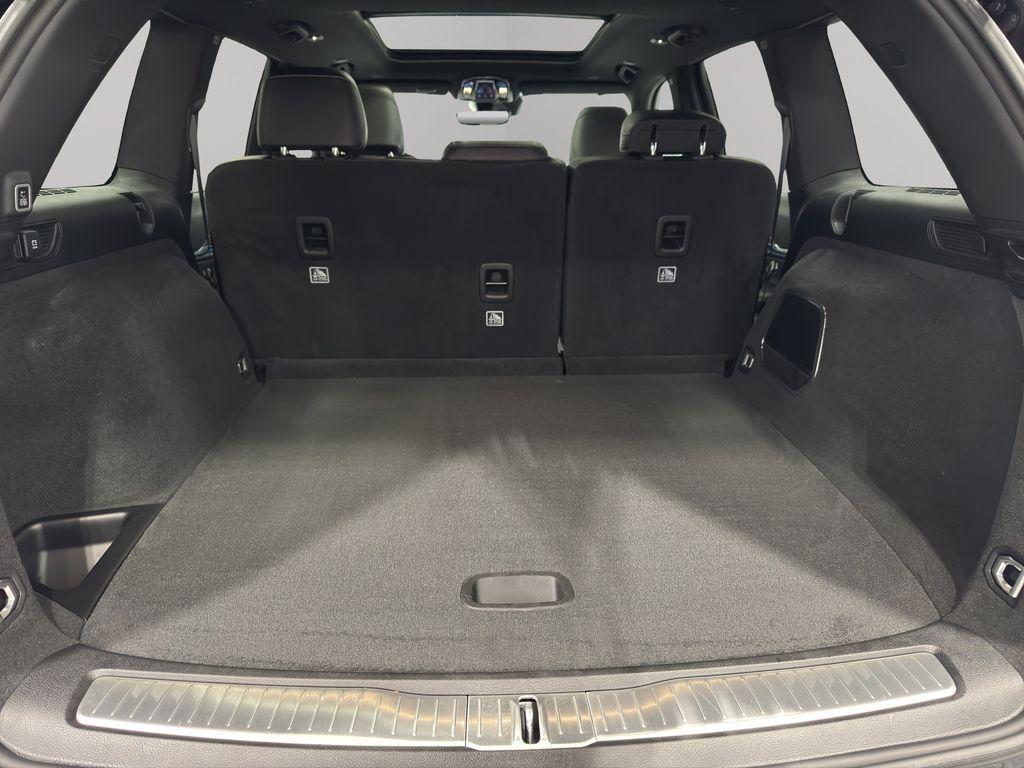 used 2022 Jeep Grand Cherokee car, priced at $35,569