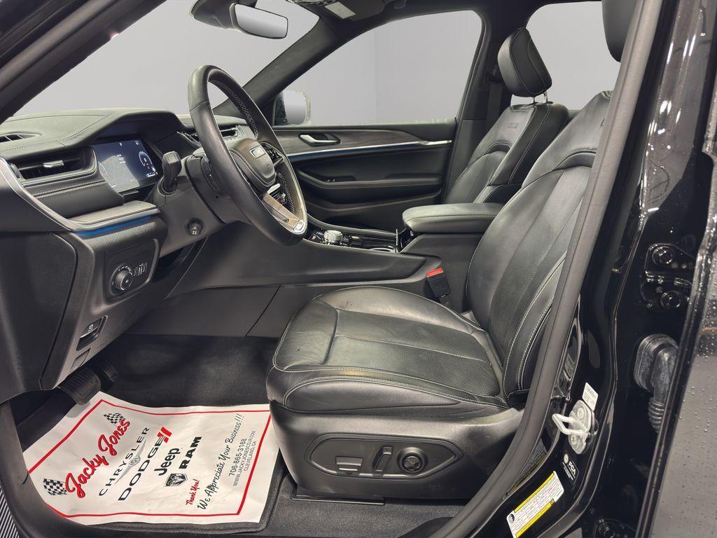 used 2022 Jeep Grand Cherokee car, priced at $35,569