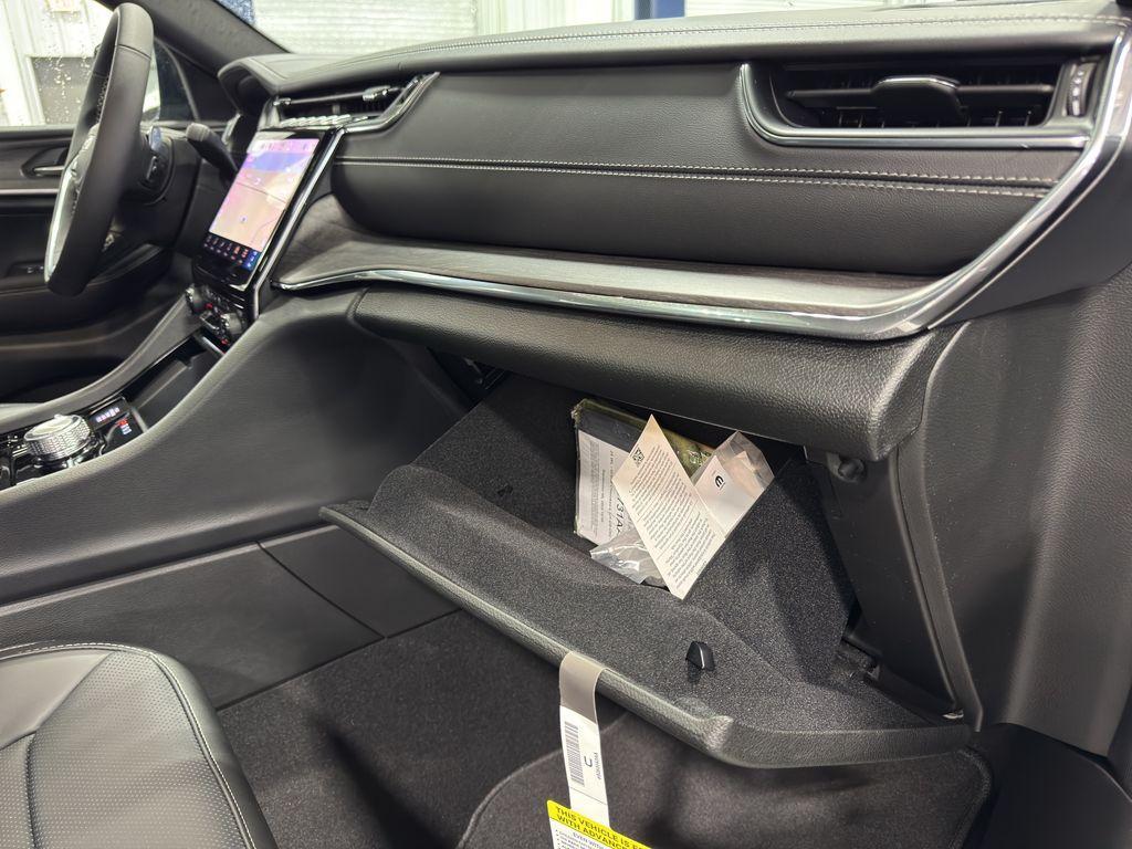 new 2025 Jeep Grand Cherokee L car, priced at $57,110