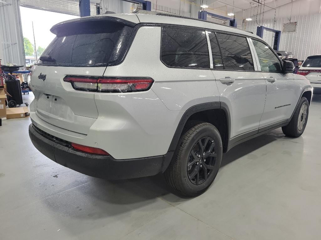used 2025 Jeep Grand Cherokee L car, priced at $39,995