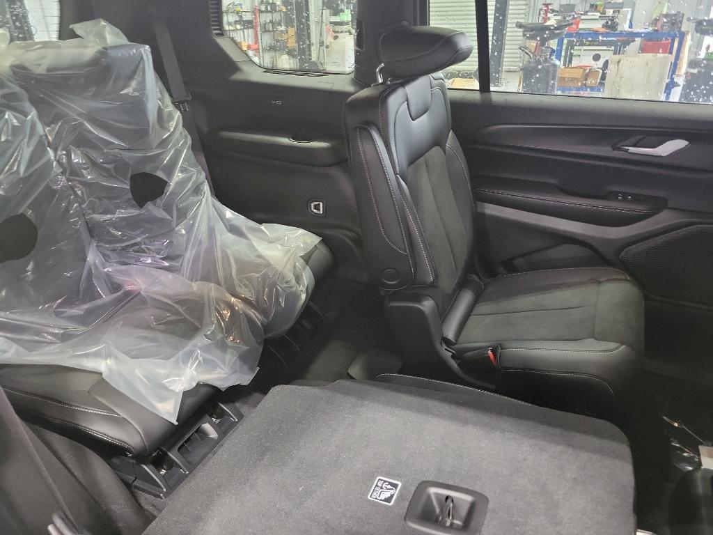 used 2025 Jeep Grand Cherokee L car, priced at $39,995
