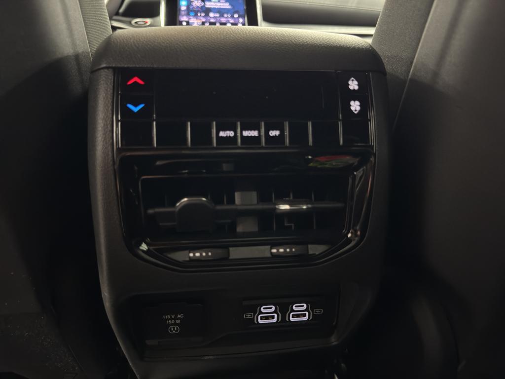 used 2025 Jeep Grand Cherokee L car, priced at $39,969