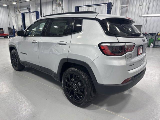 new 2025 Jeep Compass car, priced at $31,805