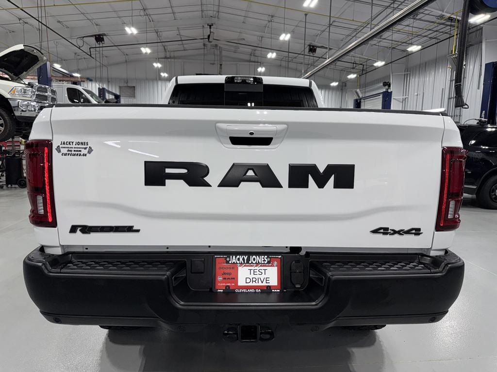 new 2025 Ram 2500 car