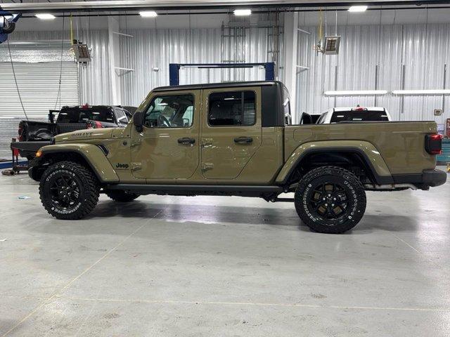 new 2025 Jeep Gladiator car, priced at $49,998
