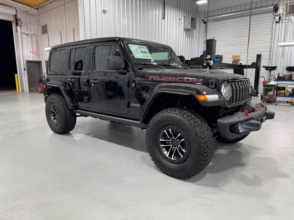 new 2025 Jeep Wrangler car, priced at $73,688