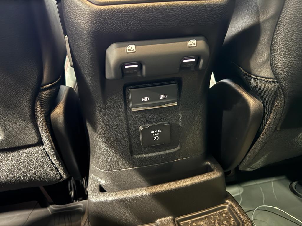 new 2025 Jeep Wrangler car, priced at $73,688