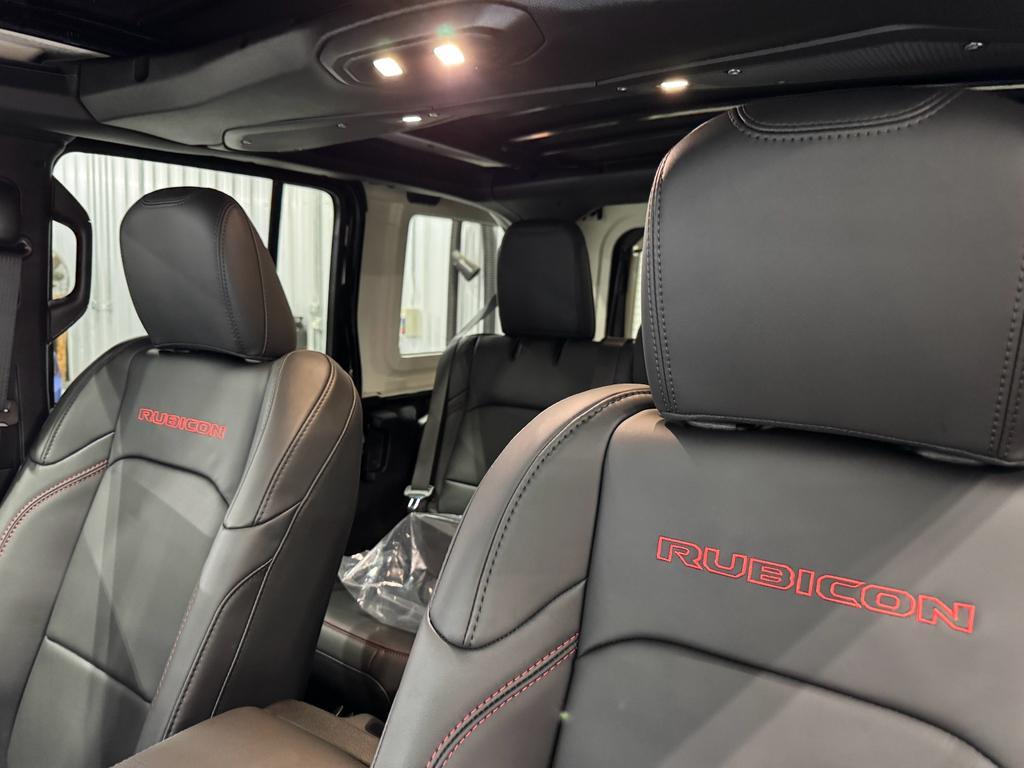 new 2025 Jeep Wrangler car, priced at $73,688