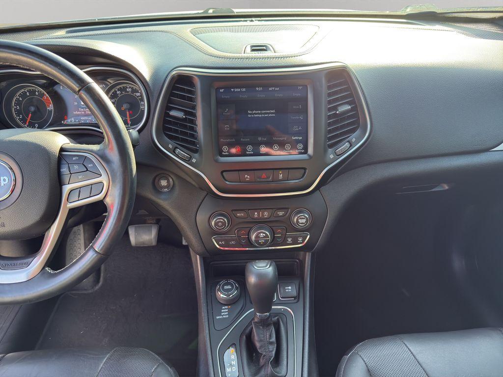 used 2021 Jeep Cherokee car, priced at $23,977