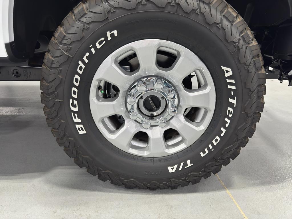 used 2023 Ford F-250 car, priced at $59,569