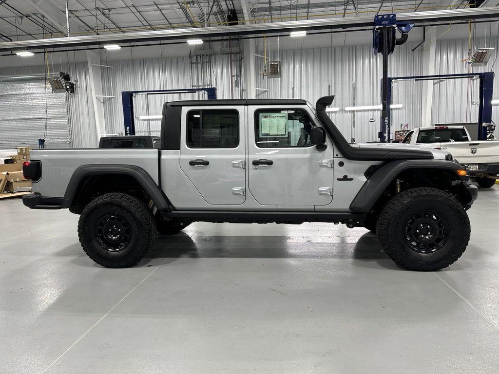 new 2024 Jeep Gladiator car, priced at $69,862